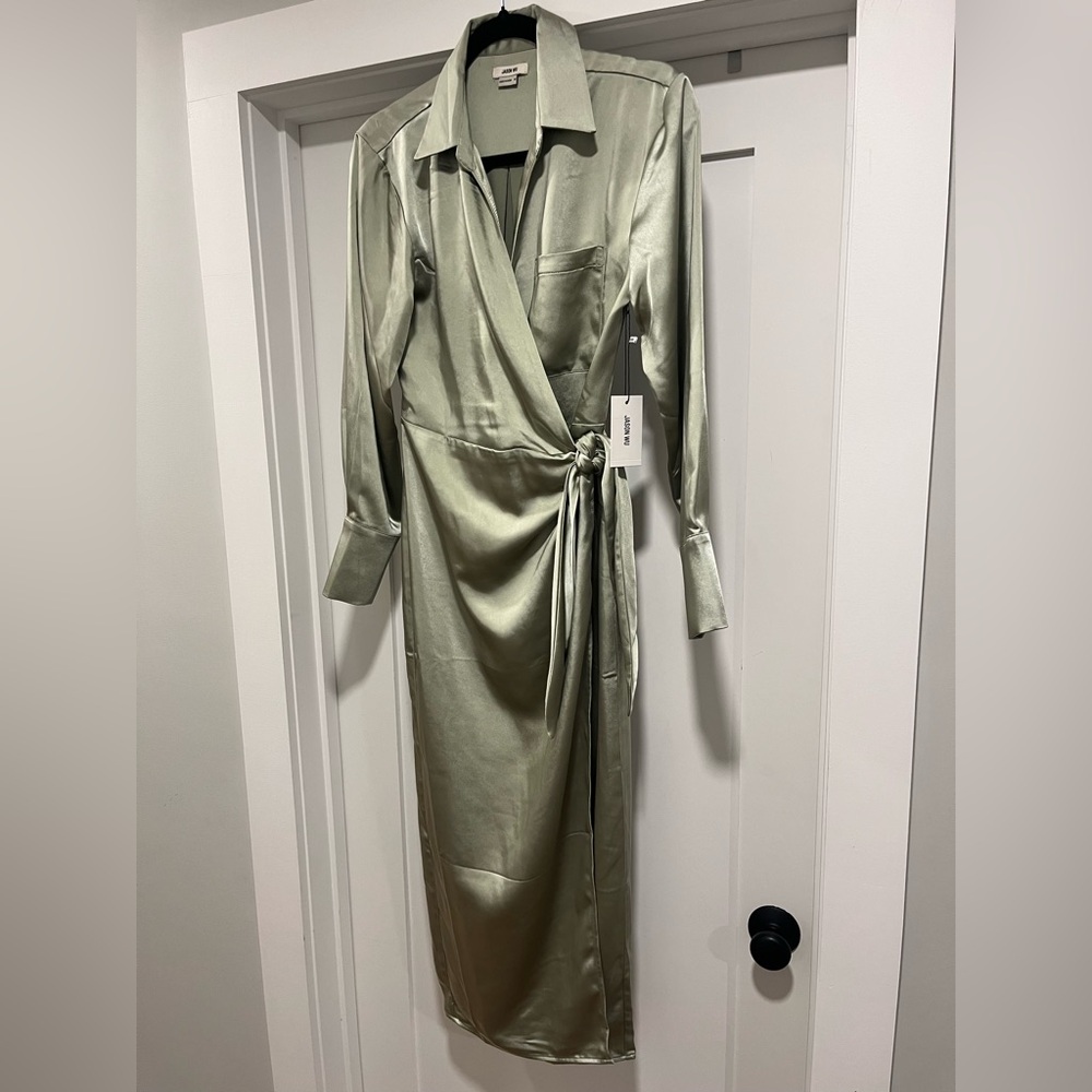 NWT! Jason Wu satin wrap dress in sage green, size Medium - Picture 2 of 4